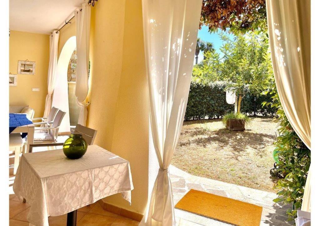 Apartamento Le Residenze Sul Mare B6 Porto Ottiolu Exterior foto