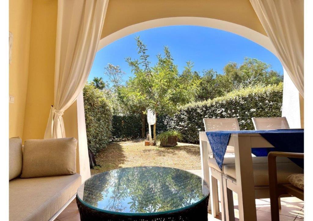 Apartamento Le Residenze Sul Mare B6 Porto Ottiolu Exterior foto