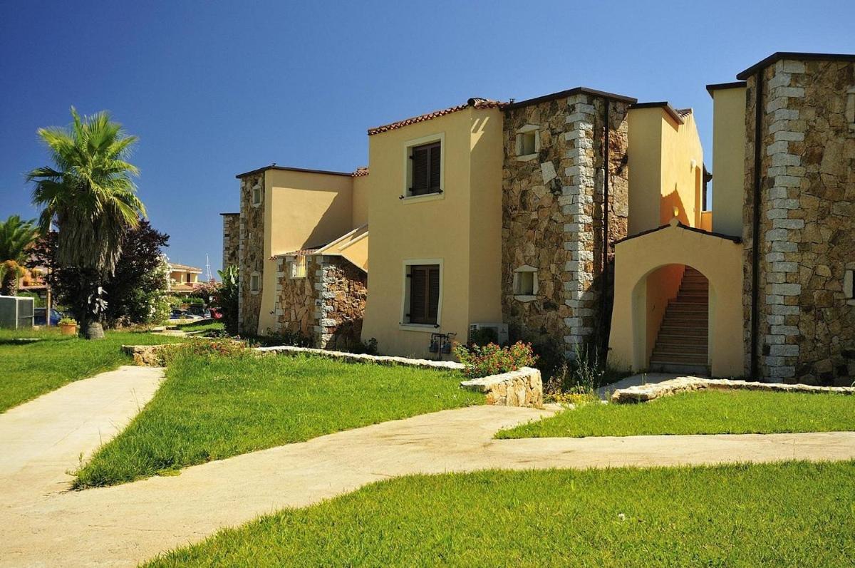 Apartamento Le Residenze Sul Mare B6 Porto Ottiolu Exterior foto